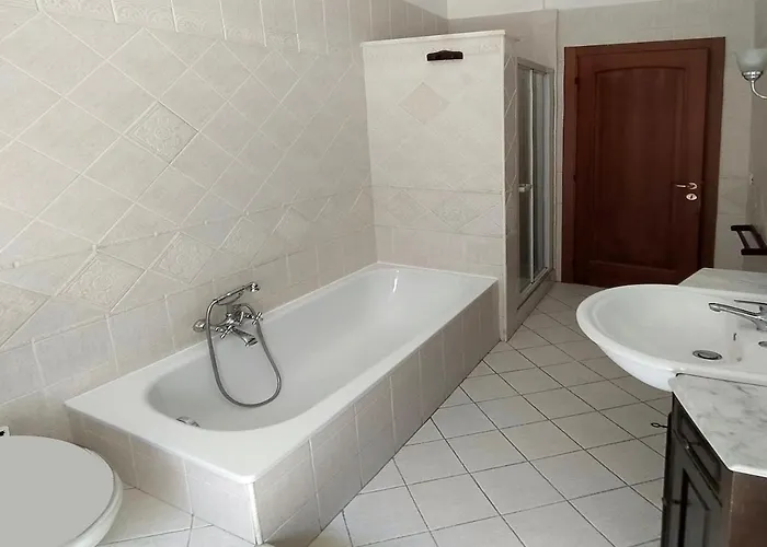 Cleo Azalea * Ancona