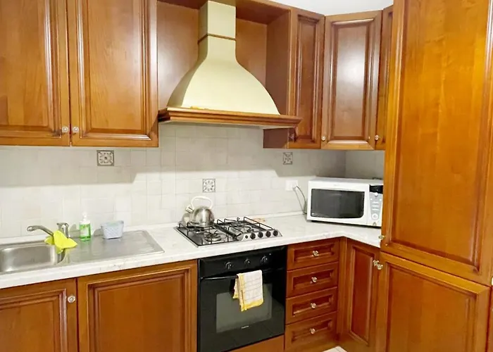 Apartment Cleo Azalea *